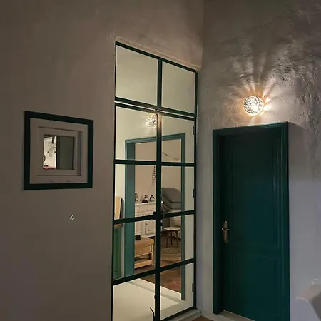 Semesterbostad Casa Halcon San Bartolomé